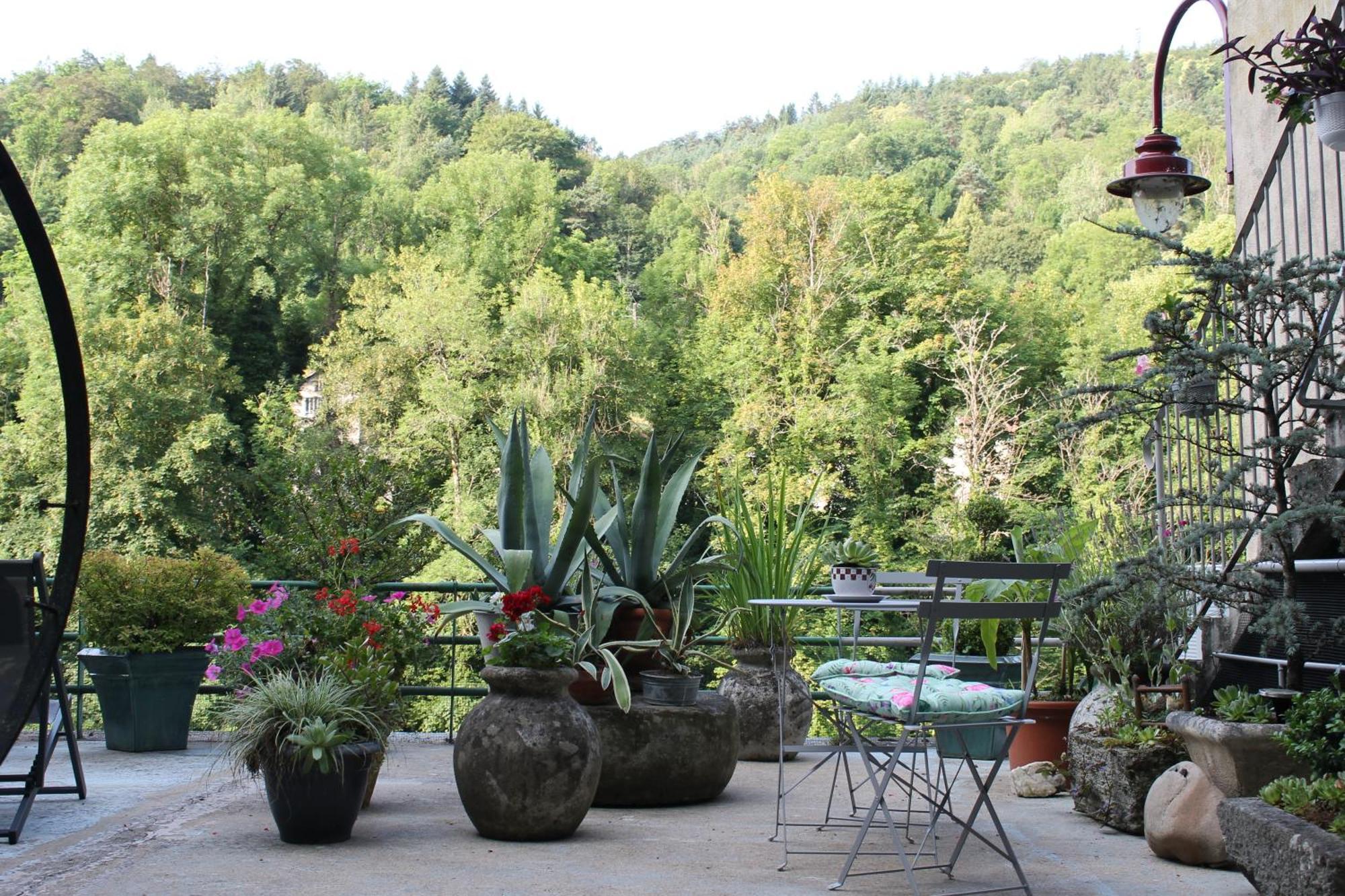 Chambre Bounty, B&B, Cuisine Privee, Lit Queen Size, Terrasse, Parking, Garage Olliergues Exterior photo